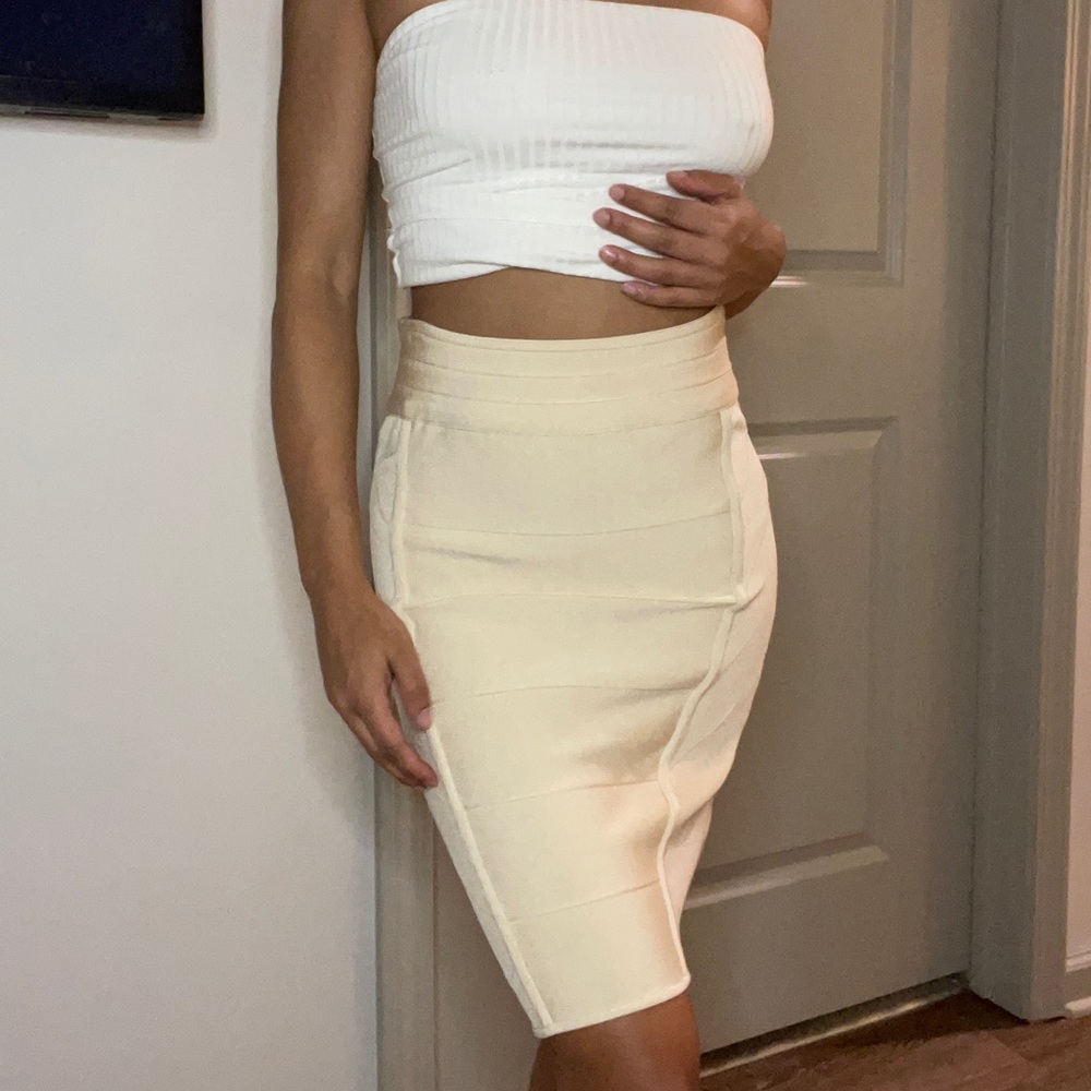 Alberto Makali bandage pencil skirt.
